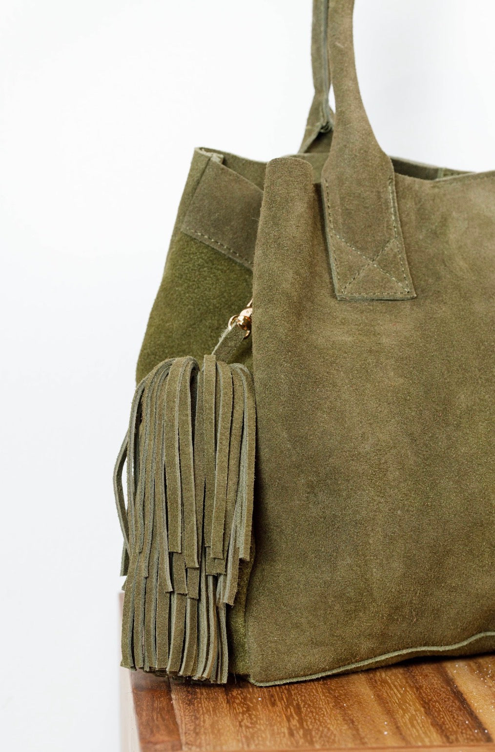 BOLSO DE PIEL TASSEL