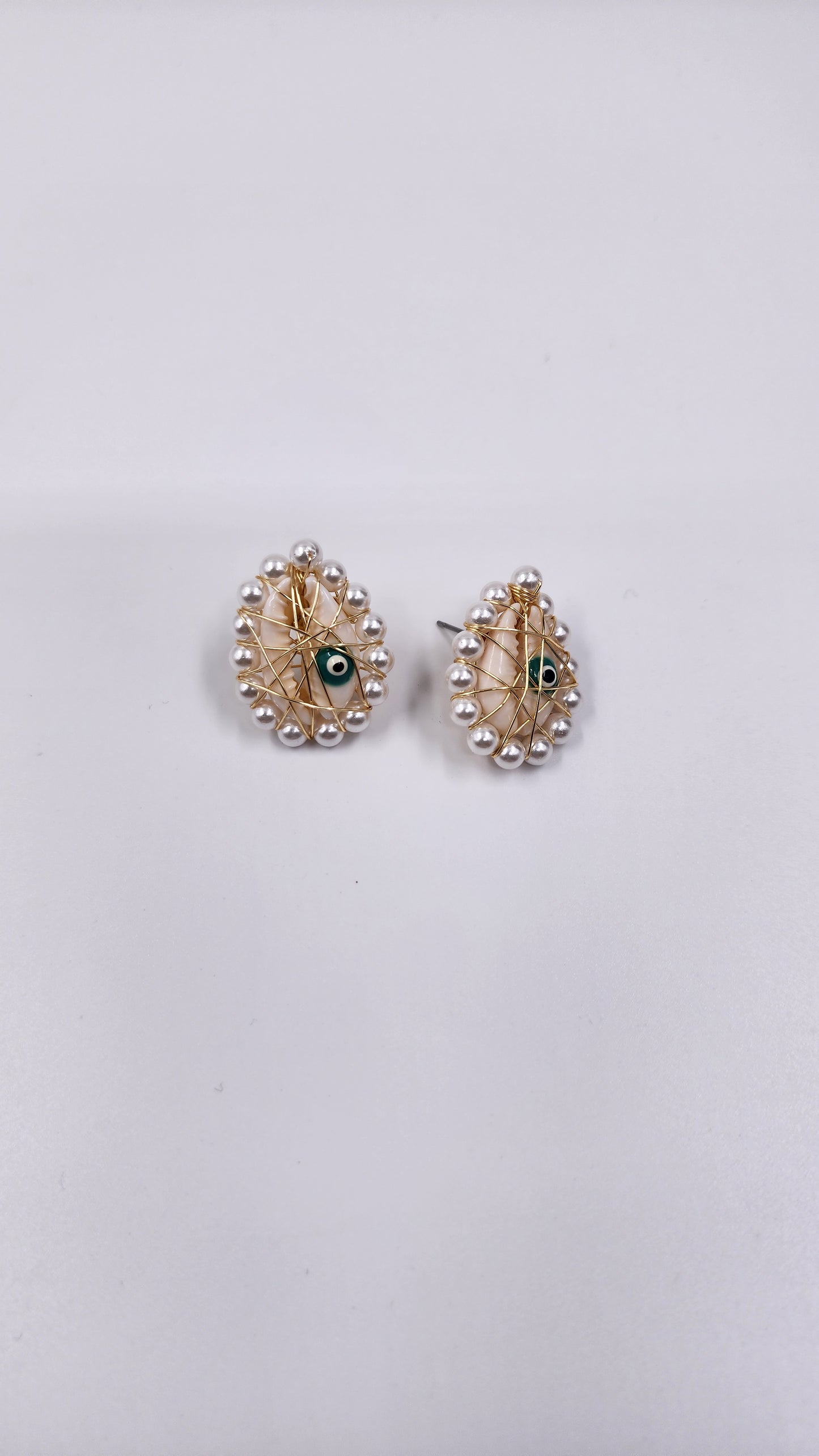 ARETES CONCHA