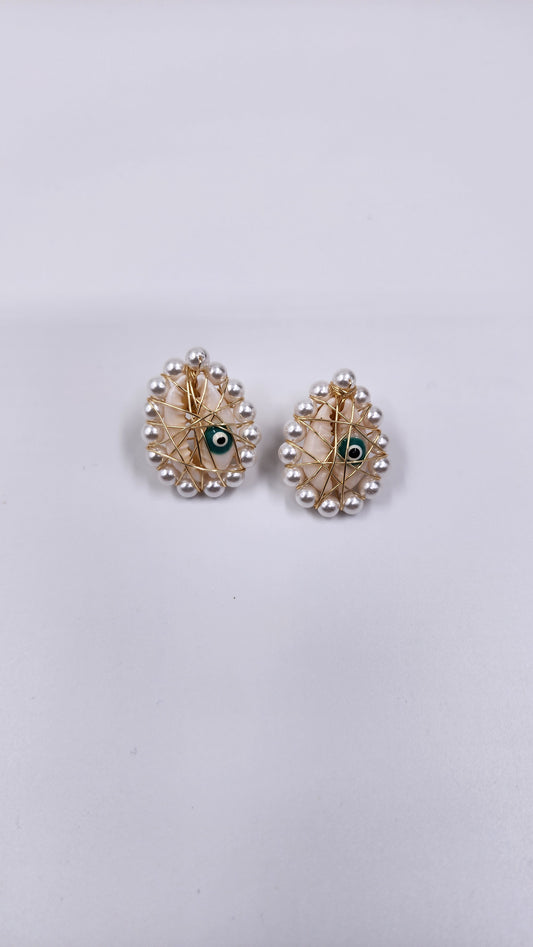 ARETES CONCHA