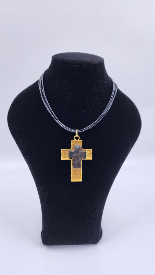 PIEL CON CRUZ ONIX